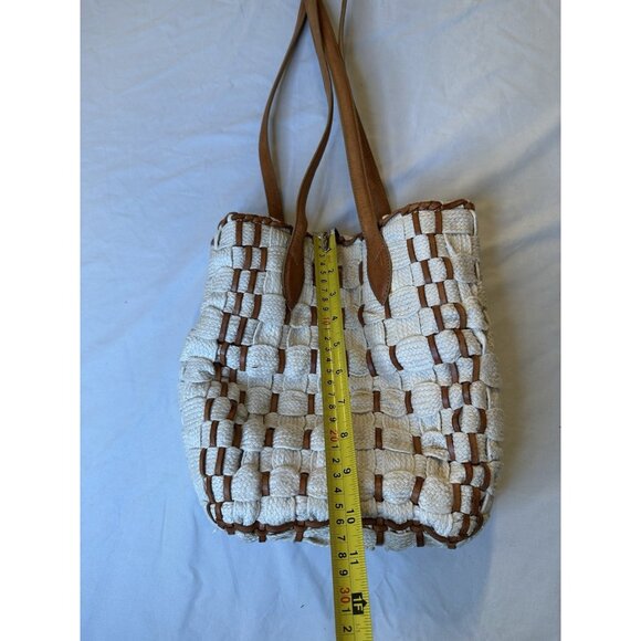 DE VECCHI Made in Italy Tan Woven Fibers & Leather Handle Shoulder Bag - Picture 8 of 10